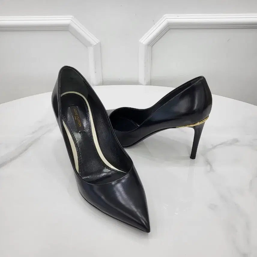 [BUNJANG] Louis Vuitton Pumps Heels Size 39 / 루이비통 펌프스 힐 39