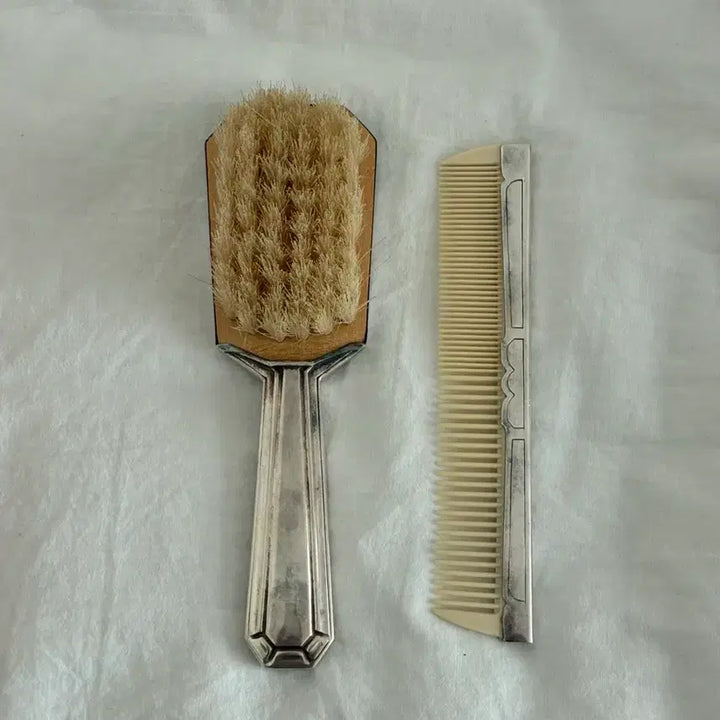 [BUNJANG] European Vintage Brush &amp; Comb Set with Pink Case / 유럽 빈티지 브러시 &amp; 빗 세트