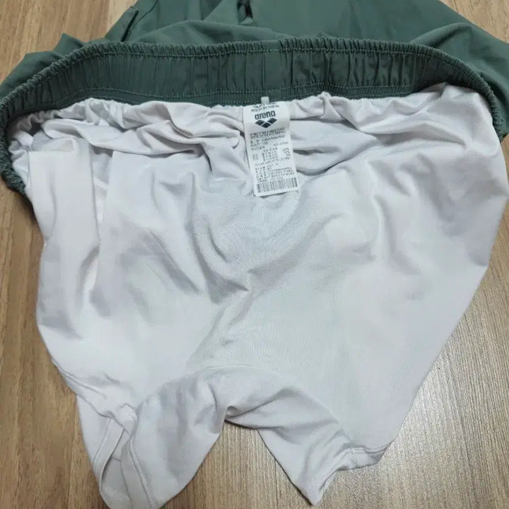 [SOLD OUT] 아레나 카고 반바지 남성용 그린
