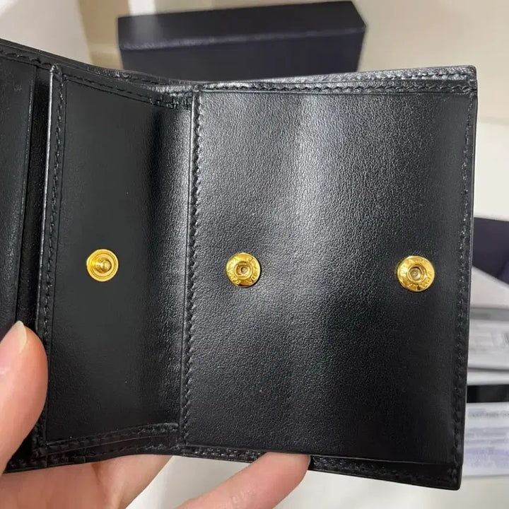 [BUNJANG] Prada Saffiano Metal Logo Bi-fold Wallet Black / 프라다 사피아노 메탈 로고 반지갑 블랙