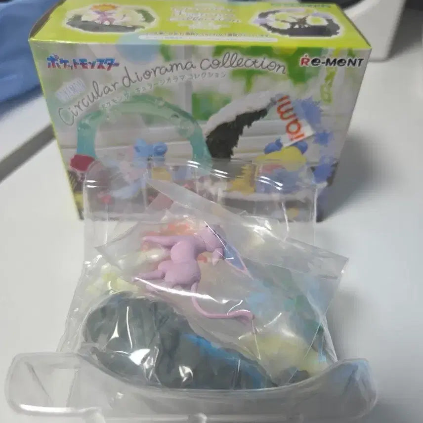 [BUNJANG] Pokemon Re-Ment Eevee Circular Diorama Figure (Sealed) / 포켓몬 리멘트 써큘러 디오라마 에브이 미개봉