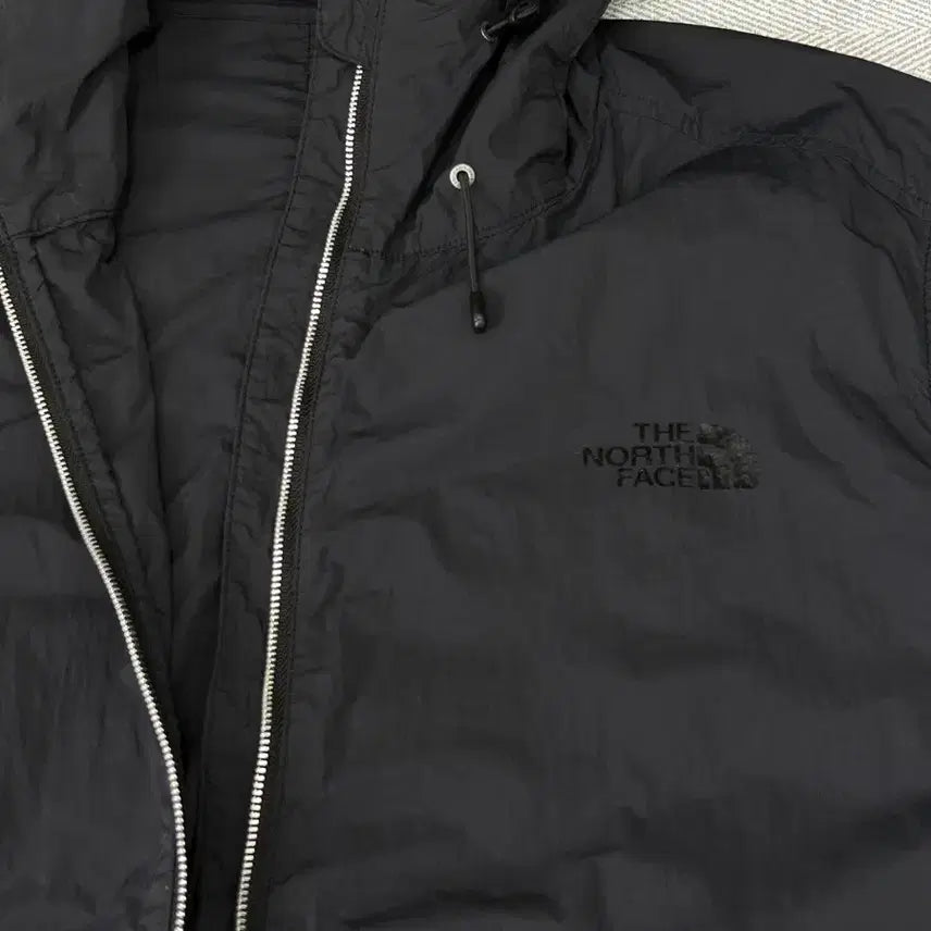 [BUNJANG] The North Face Lightweight Hooded Windbreaker Jacket (Men&