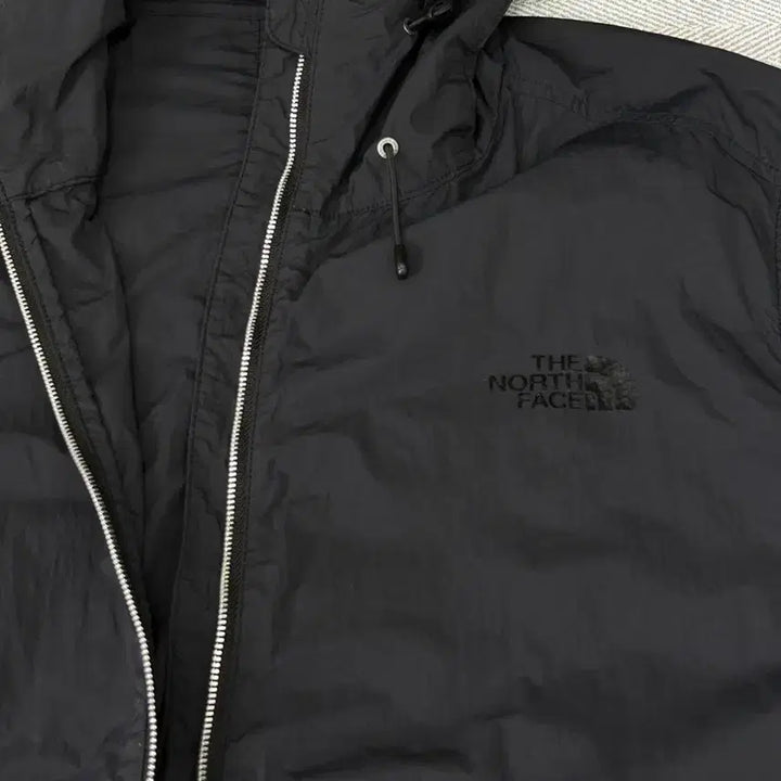 [BUNJANG] The North Face Lightweight Hooded Windbreaker Jacket (Men&