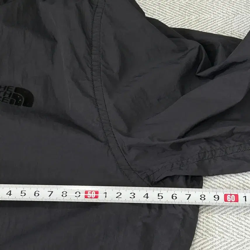 [BUNJANG] The North Face Lightweight Hooded Windbreaker Jacket (Men&