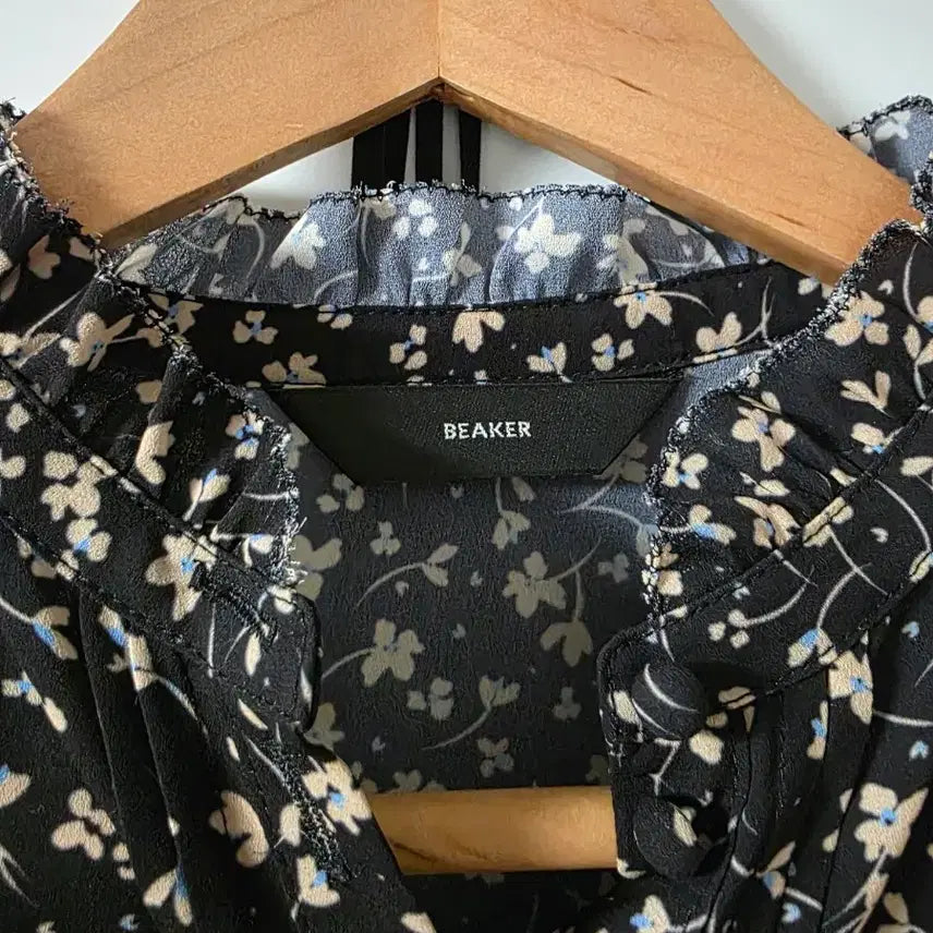 [BUNJANG] Beaker Floral Print Dress with Inner Slip / beaker 꽃무늬 원피스