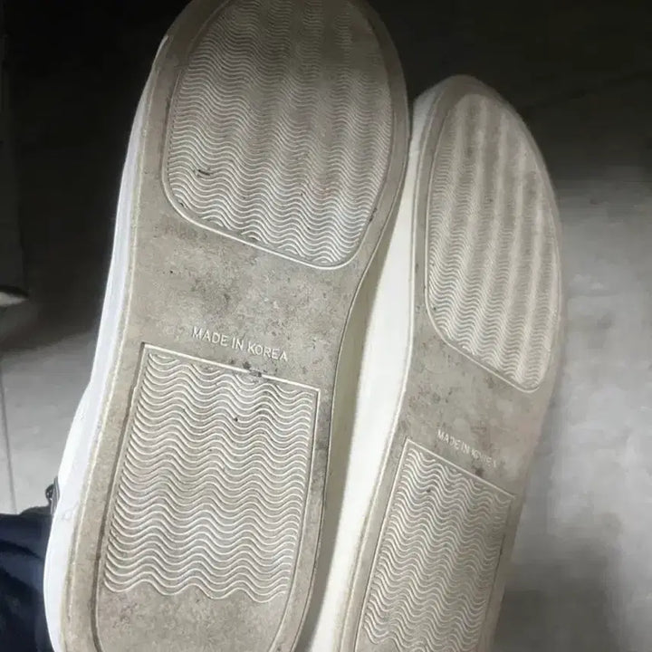 [BUNJANG] Sixfit Leather Sneakers 255 / 식스핏 소가죽 스니커즈255