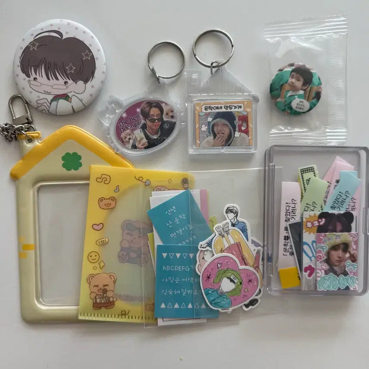 [BUNJANG] BOYNEXTDOOR Woonhak Unofficial Items Bundle Set / 보넥도 운학 비공굿 일괄