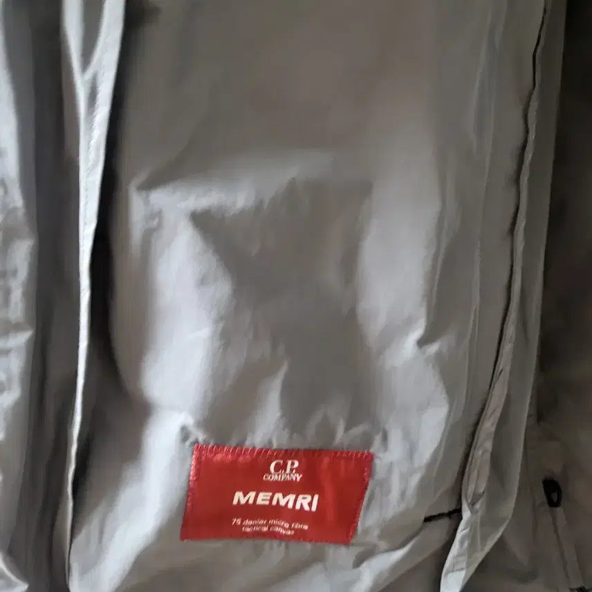[SOLD OUT] C.P컴퍼니 바람막이 자켓 L