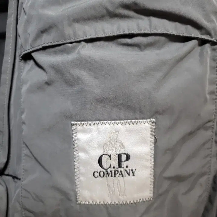[SOLD OUT] C.P컴퍼니 바람막이 자켓 L