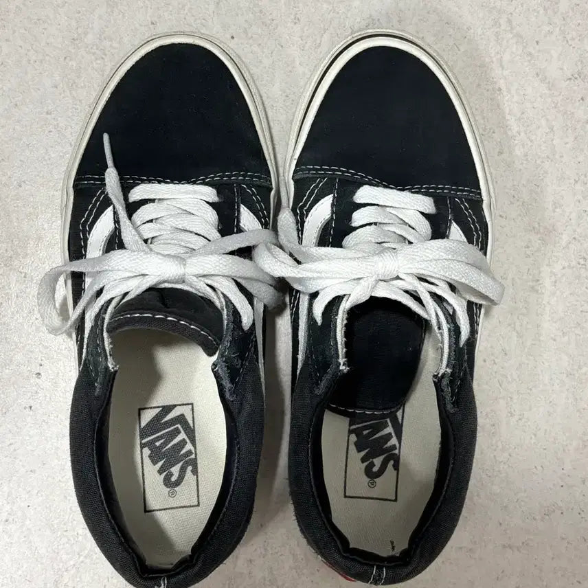 [BUNJANG] Vans Old Skool Sneakers / 반스 올드스쿨 220