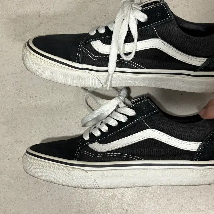 [BUNJANG] Vans Old Skool Sneakers / 반스 올드스쿨 220