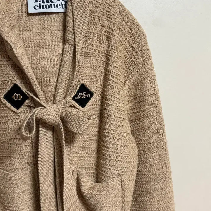 [SOLD OUT] 럭키슈에뜨 크롭기장 니트 가디건