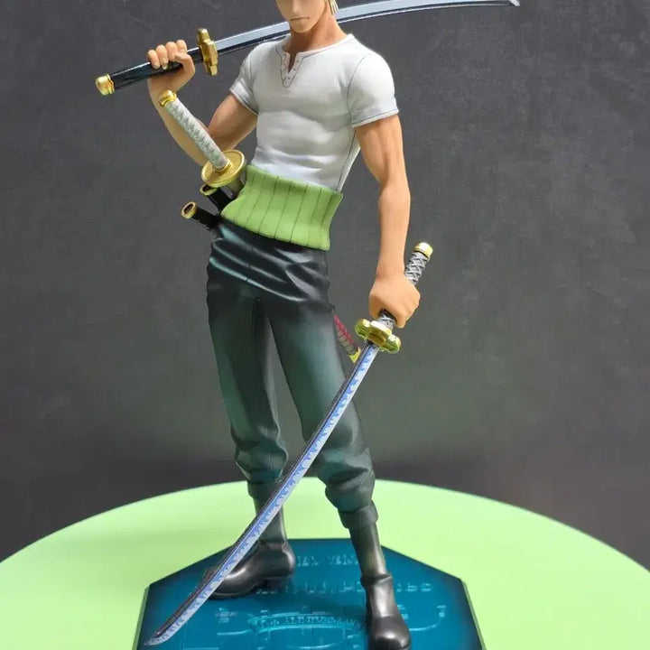 [BUNJANG] MegaHouse One Piece POP 10th Anniversary Zoro Figure / 원피스 POP 10주년 조로(내용수정)