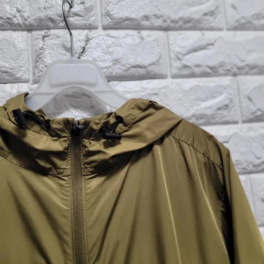 [BUNJANG] Andar Hooded Windbreaker Jacket M / 남)안다르  후드 바람막이 자켓M