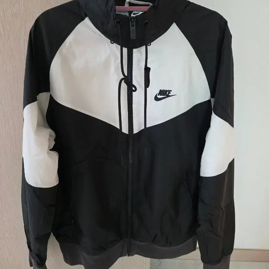 [BUNJANG] Nike Windbreaker Jacket / 나이키 바람막이