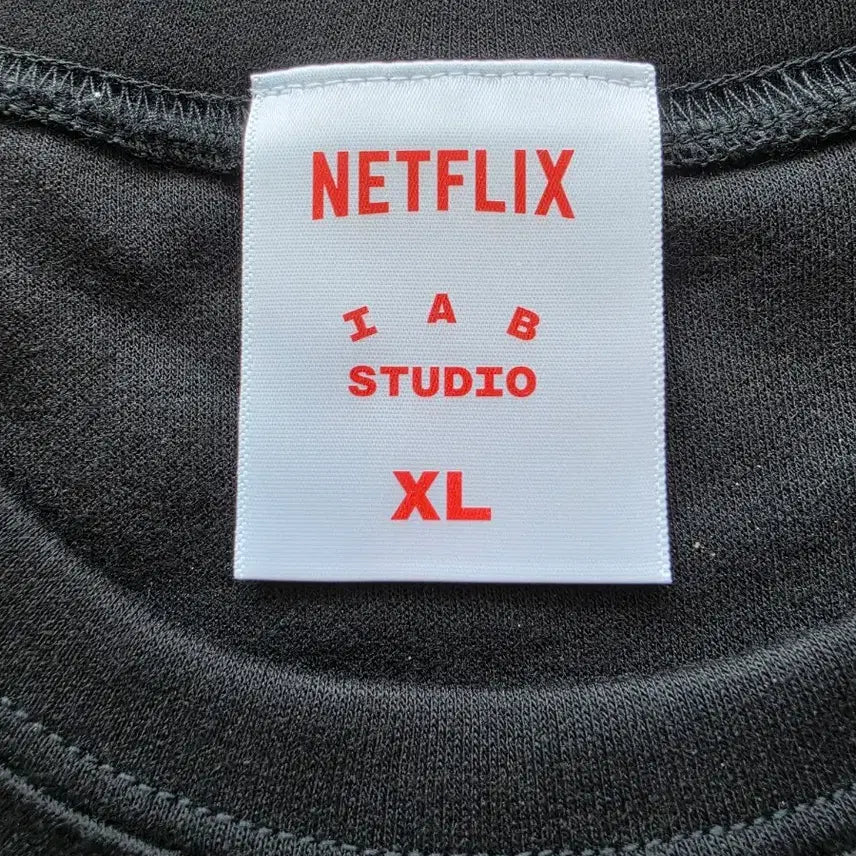 [BUNJANG] IAB Studio x Netflix T-shirt / IAB STUDIO x NETFLIX 반팔티