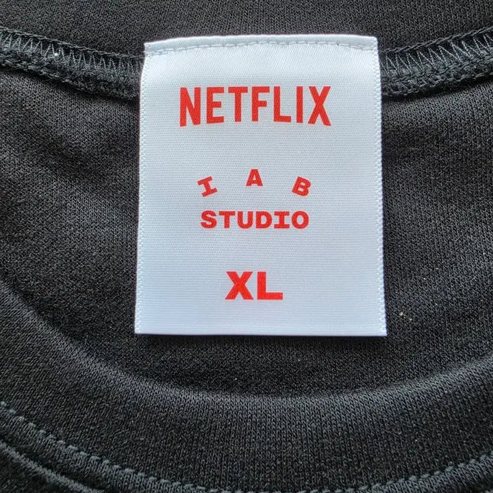 [BUNJANG] IAB Studio x Netflix T-shirt / IAB STUDIO x NETFLIX 반팔티