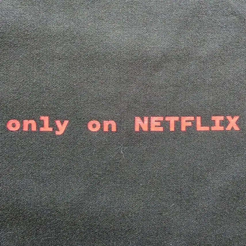 [BUNJANG] IAB Studio x Netflix T-shirt / IAB STUDIO x NETFLIX 반팔티