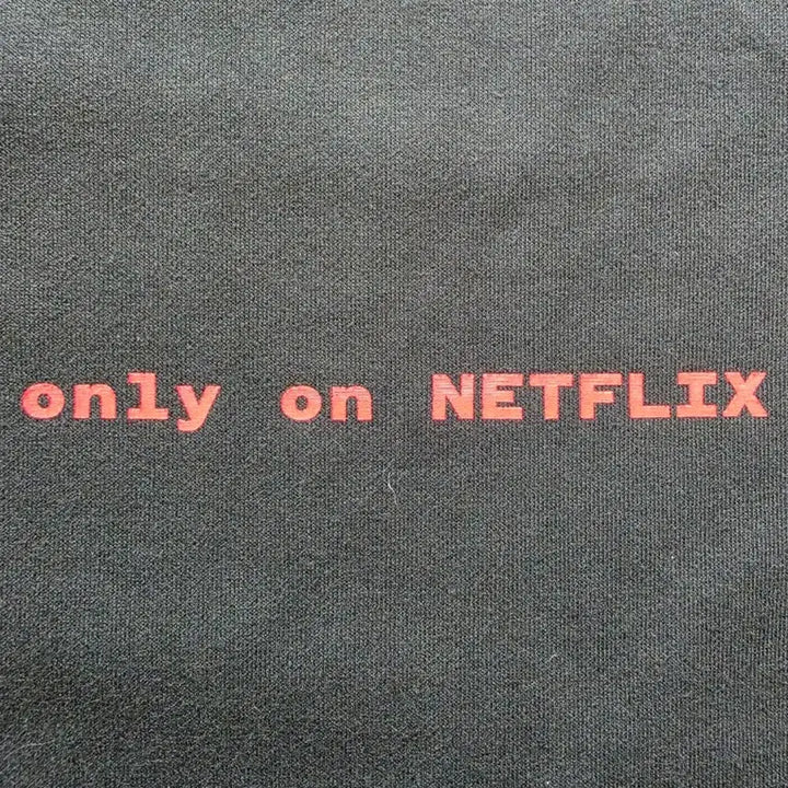 [BUNJANG] IAB Studio x Netflix T-shirt / IAB STUDIO x NETFLIX 반팔티