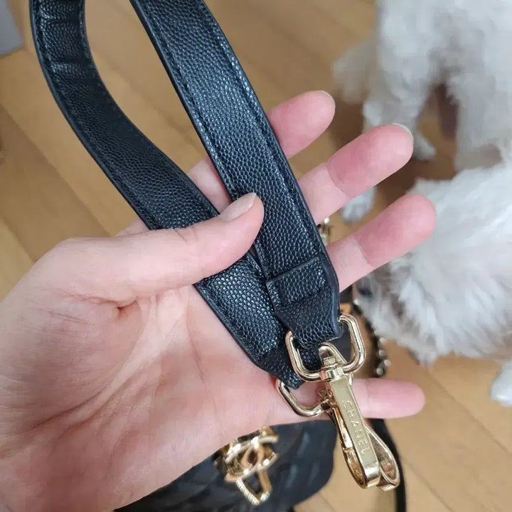 [BUNJANG] Quilted Chain Shoulder Bag / 복조리 퀼팅 체인 숄더백