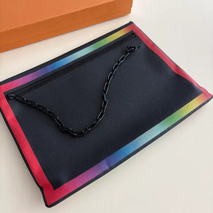 [BUNJANG] Louis Vuitton Virgil Abloh A4 Clutch Bag / 루이비통 버질아블로 A4 클러치백
