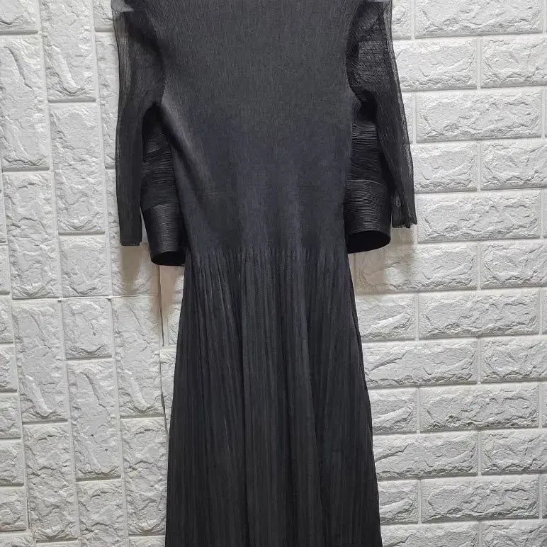 [BUNJANG] Pleated Dot Black Dress / 플리츠 도트 블랙 원피스