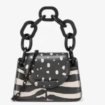 [BUNJANG] Charles &amp; Keith Chunky Chain Handle Mini Bag / 찰스앤키스 청키 체인 핸들 미니 가방