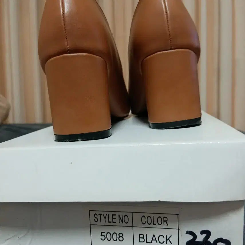[BUNJANG] Mixxo Brown Pumps Heels Women&