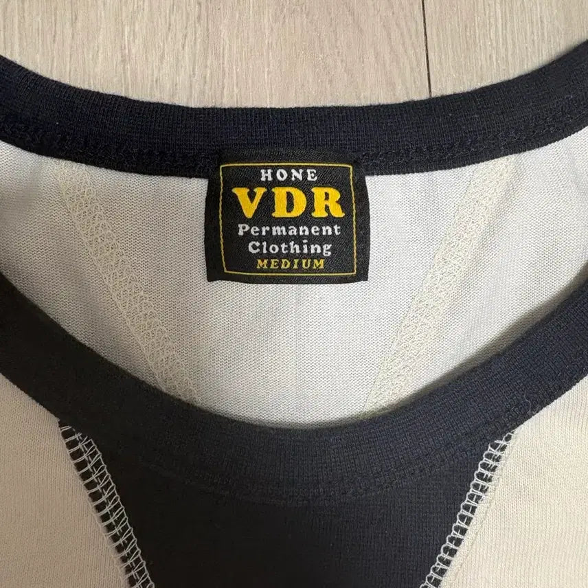[BUNJANG] BDR 2Tone Sleeve Long Sleeve Shirt / 비디알 DOUBLE V 2TONE SLEEVE