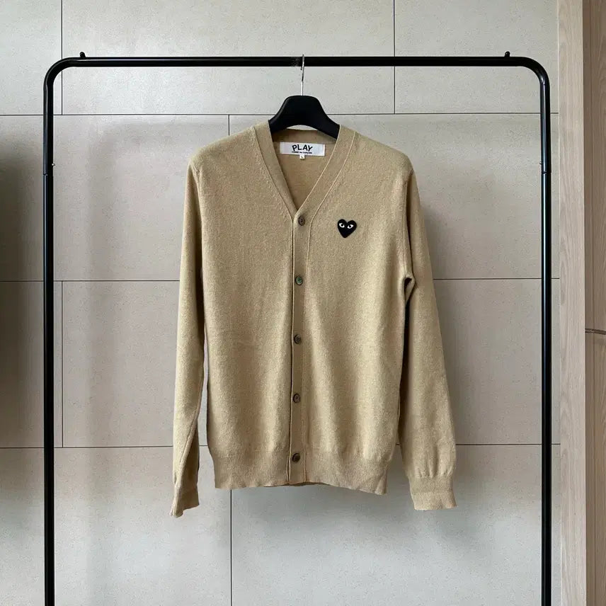 [BUNJANG] Comme des Garcons Beige Cardigan / 꼼데가르송 가디건 베이지색