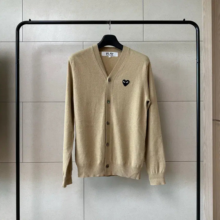 [BUNJANG] Comme des Garcons Beige Cardigan / 꼼데가르송 가디건 베이지색
