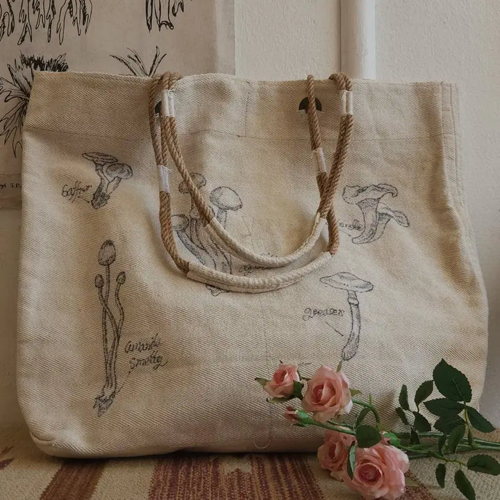 [BUNJANG] Vintage Mushroom Hand-Drawn Canvas Tote Bag / 핸드 드로잉 캔버스 토트백 빈티지 더플백 리메이크 화이트 머쉬룸