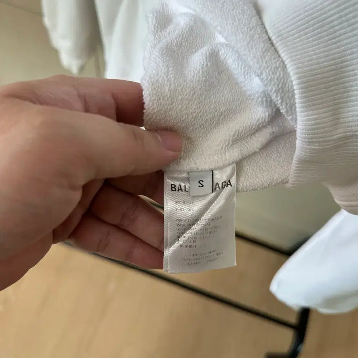 [BUNJANG] Balenciaga Back Logo White Hoodie S / 발렌시아가 백로고 화이트 후드티 S