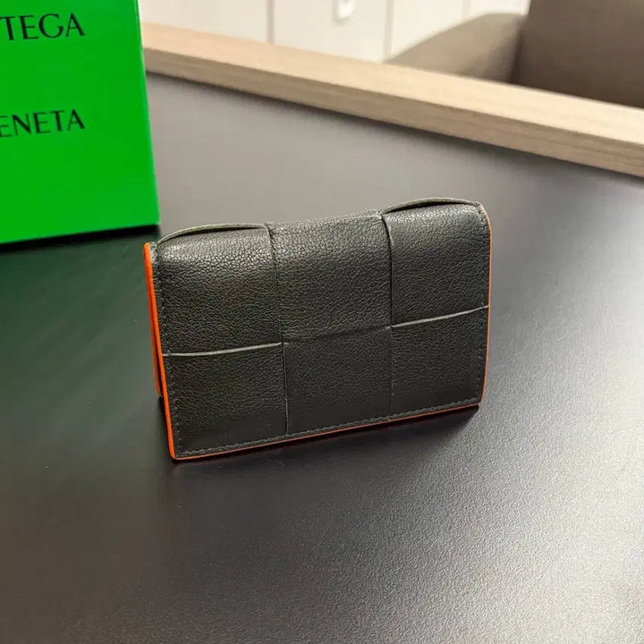 [BUNJANG] Bottega Veneta Cassette Card Case / 보테가 베네타 카세트 플랩 카드 케이스