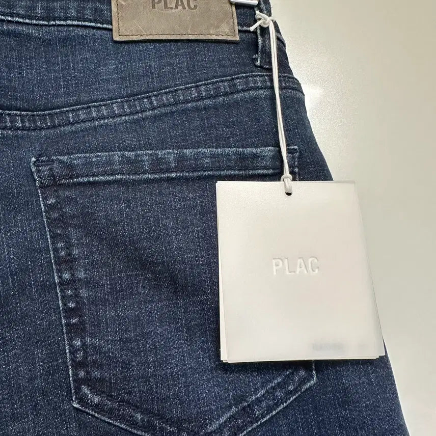 [BUNJANG] PLAC Jeans HART K06 Dark Blue Denim Jeans / [새상품]플랙진 여성 HART K06 스트레이트 다크블루 데님 청바지