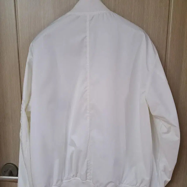[SOLD OUT] 화이트 봄버 자켓 항공점퍼