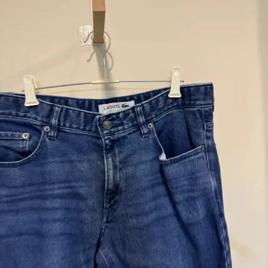 [BUNJANG] Lacoste Tapered Denim Pants / 라코스테 테이퍼드 데님 팬츠