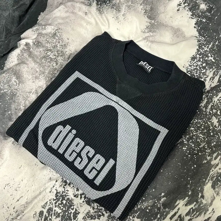 [BUNJANG] Diesel S-COOLWAF Sweatshirt / 디젤 와플 티셔츠 MIKINA DIESEL S-COOLWAF SWEAT