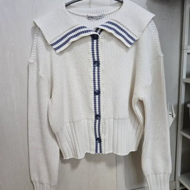 [BUNJANG] MIXXO Collar Neck Crop Cardigan / 미쏘 카라넥 크롭 가디건 팝니다!