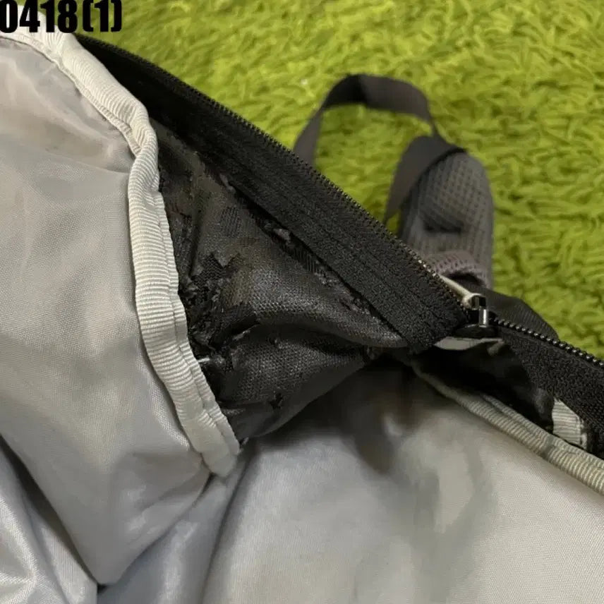 [BUNJANG] Gregory Moltan 20 Black Backpack / 그레고리 Moltan 20 블랙 백팩 가방