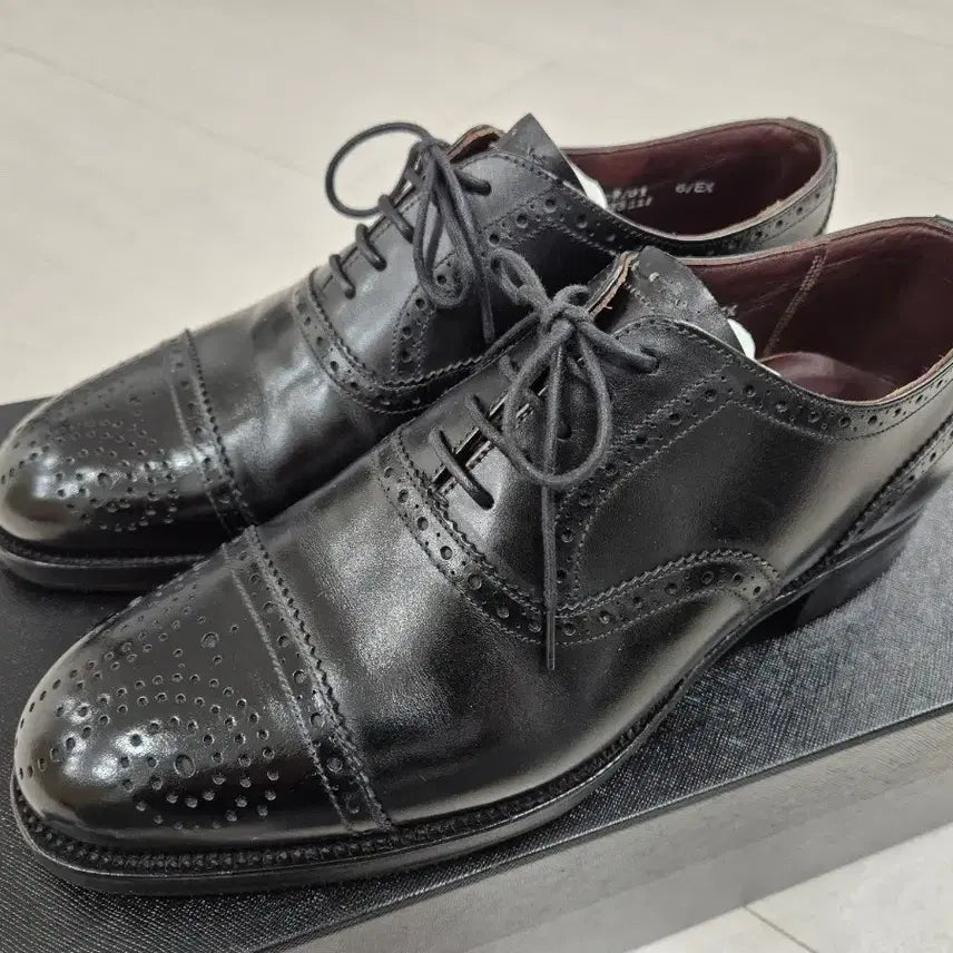 [BUNJANG] Ducker &amp; Son Brogues Shoes / 영국 Ducker &amp; Son 브로그스 구두