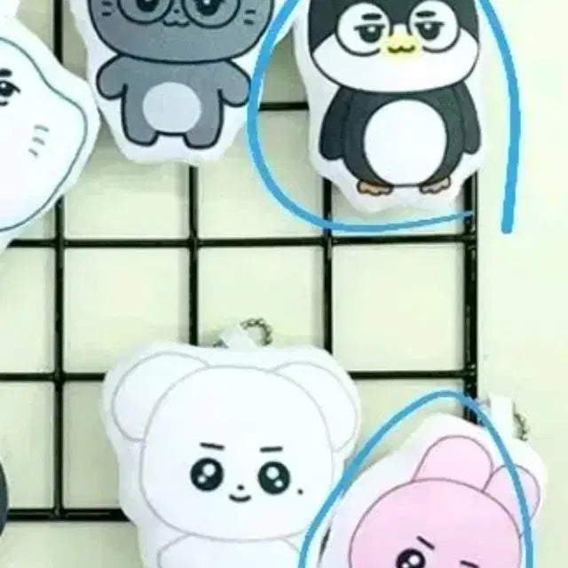 [BUNJANG] Other Friends Faker Keria Cushion Keyring / 새상품 황제펭귄 아더프렌즈 페이커 Other Friends T1 Fake