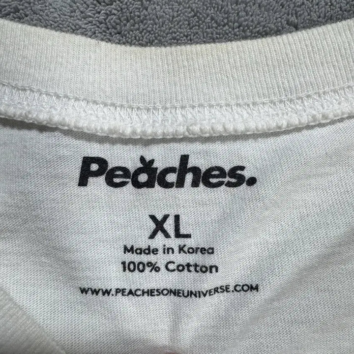 [BUNJANG] Peaches White Short Sleeve T-shirt / Peaches 피치스 화이트 반팔 티셔츠