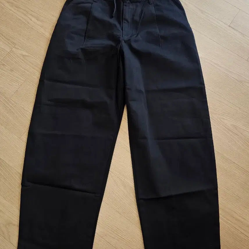 [BUNJANG] Uniqlo C Barrel Pants Black L / 유니클로c 배럴팬츠 블랙 L