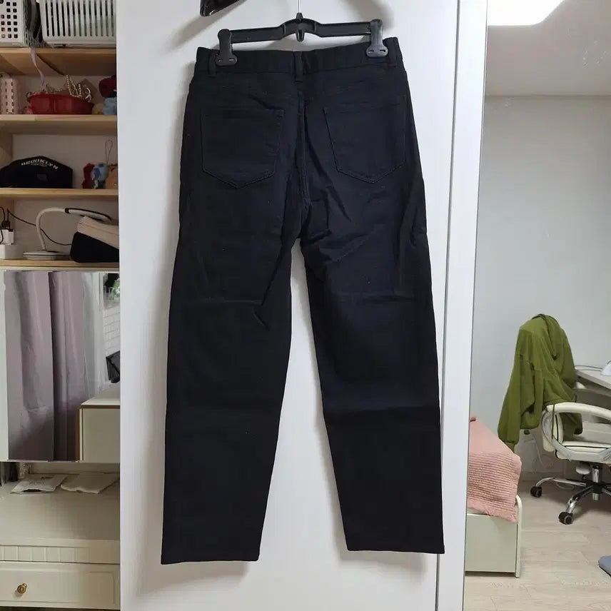 [SOLD OUT] 스파오 9부 스트레이트 면 팬츠 블랙진