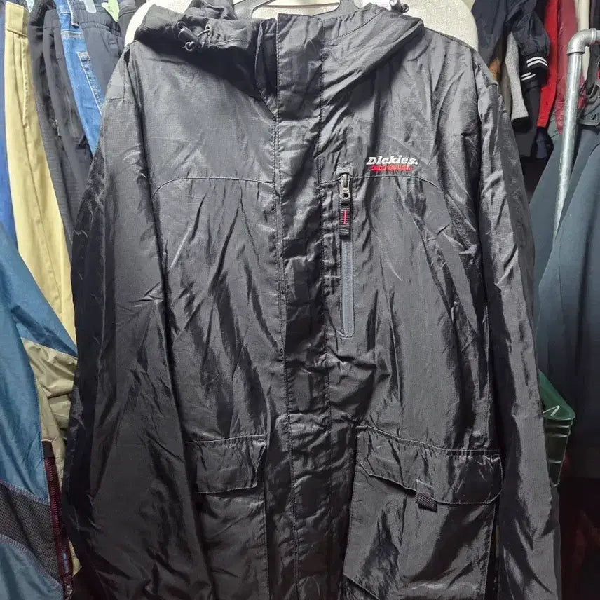 [SOLD OUT] 디키즈 블랙 후드 바람막이 점퍼