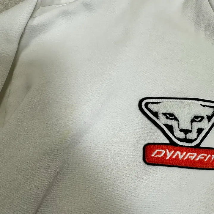 [BUNJANG] Dynafit White Logo Patch Hoodie L / 다이나핏 화이트 로고 패치 후드티 기모 L 100