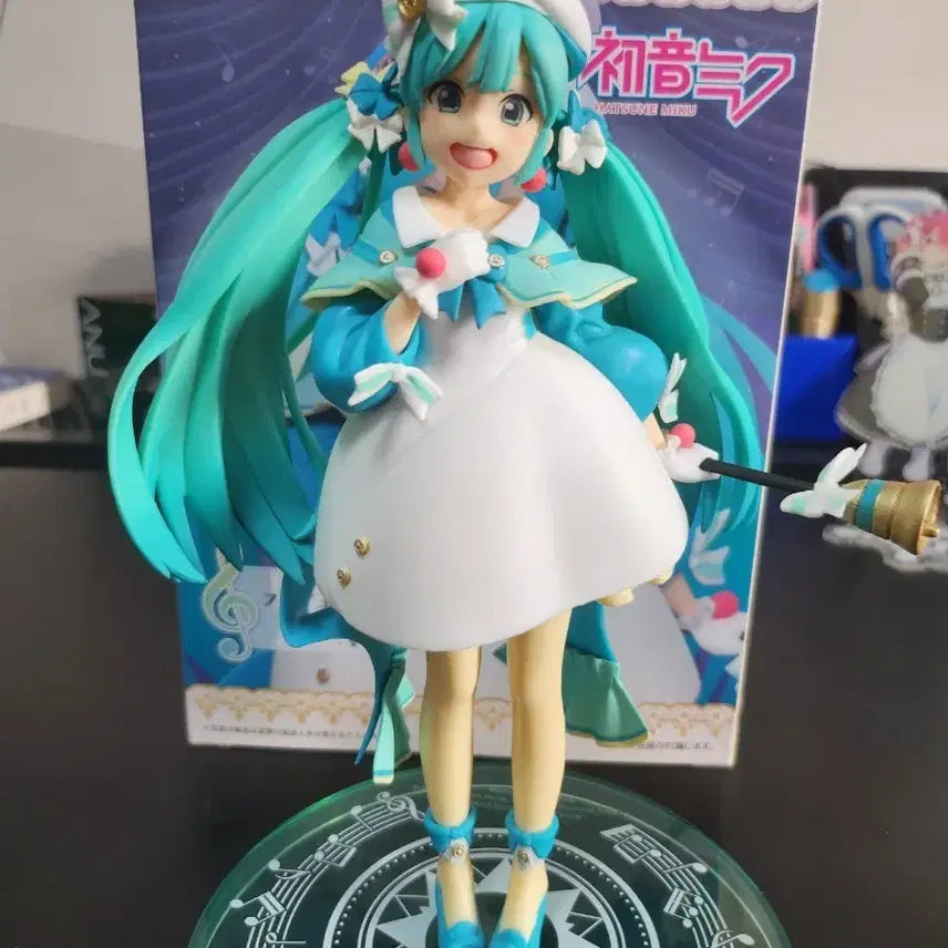 [BUNJANG] Hatsune Miku Figure / 하츠네 미쿠 피규어