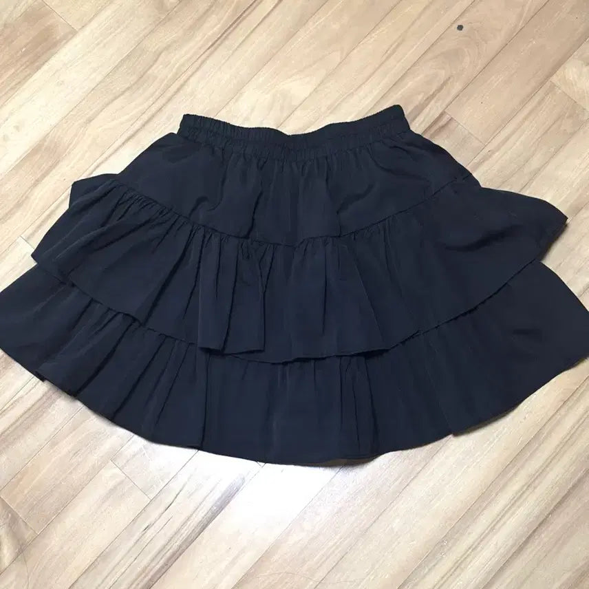 [BUNJANG] Black Ruffle Mini Skirt / 검정색 캉캉 미니 스커트