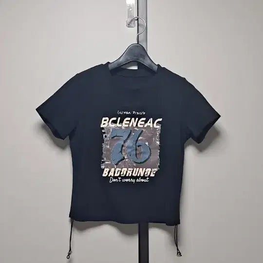 [BUNJANG] Black Crop T-shirt / 블랙 크롭티셔츠 (새상품)